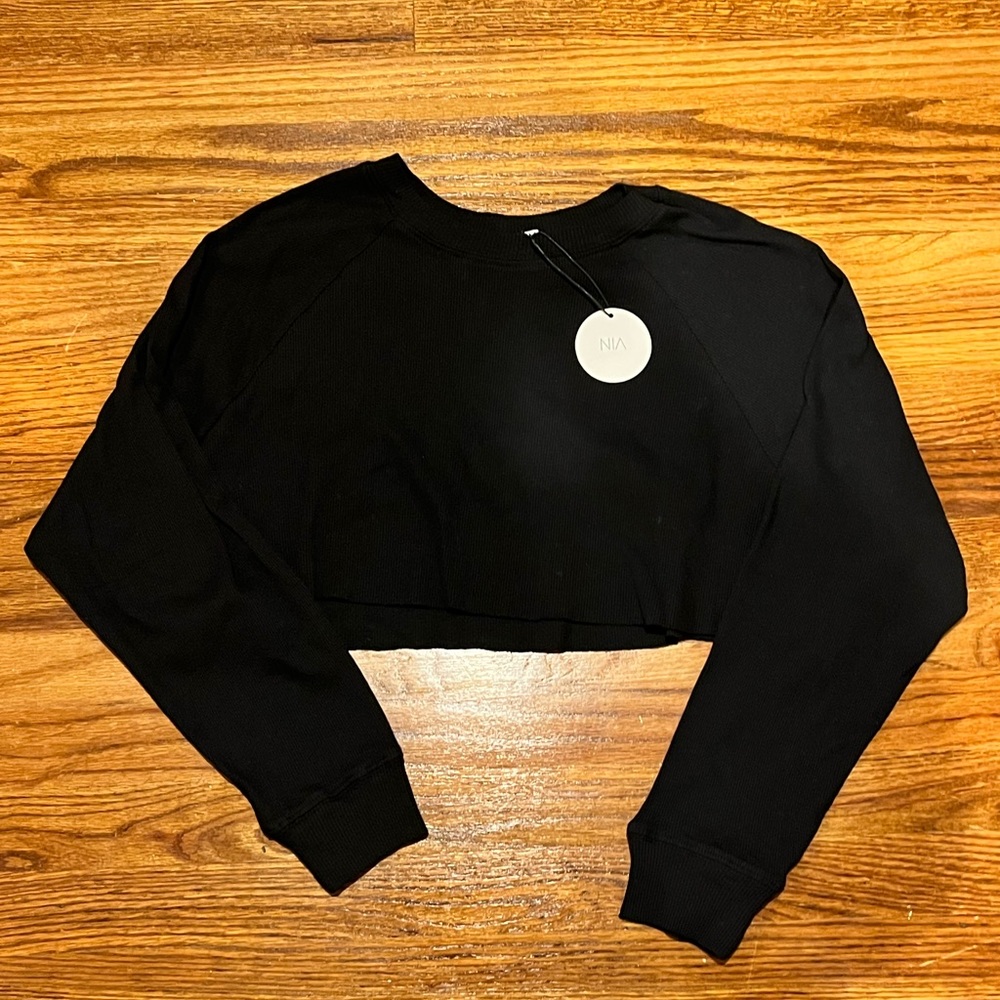 BNWT NIA Crop Top